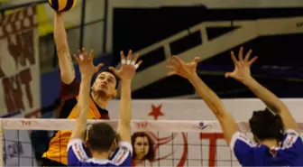 Voleybol: Mobilya Kupası