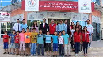 Genel Müdür Yardımcısı Ulusan, Manisa'da Gençlerle Buluştu