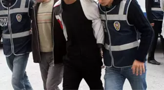 Konsere Giden Vatandaşların Evine Hırsız Girdi
