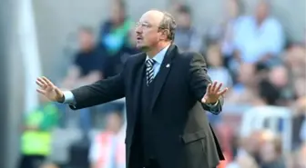 Newcastle Bugünkü Maçına Benitez'siz Çıkacak