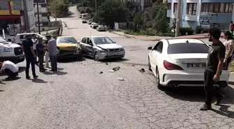 Safranbolu'da Trafik Kazası: 2 Yaralı