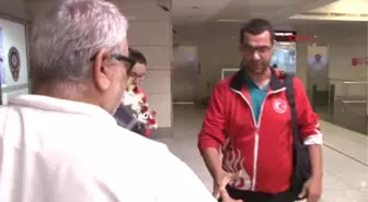 Avrupa Masa Tenis Turnuvasında 2'nci Olan Özge Yılmaz Yurda Döndü