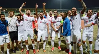 Utaş Uşakspor'un Zirve Keyfi