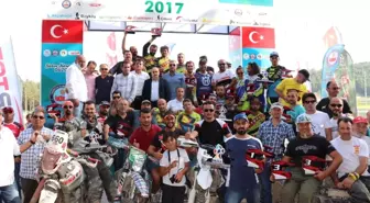 Yakın Karadeniz Baja Rallisi Tamamlandı