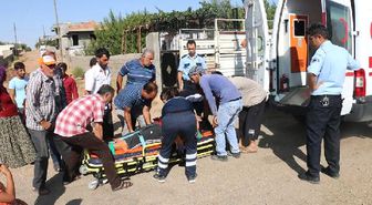 Yıkılan İskeleden Düşen Suriyeli İşçi Ağır Yaralandı