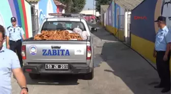 Tekirdağ El Konulan 5 Bin Simit Barınaktaki Köpeklere Verildi