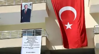 Teröristlerce Katledilen Ahmet Budak'ın Ailesi İçin Yaptırılan Ev, Törenle Teslim Edildi