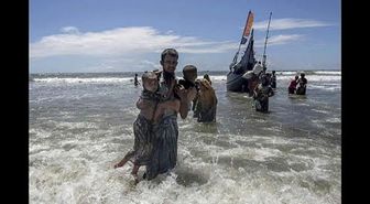 Uluslararası Af Örgütü: Myanmar'da Köyler Yakılıyor