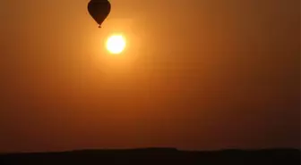 Uzakdoğulu Turistlerin Balon Turlarına İlgisi Artıyor