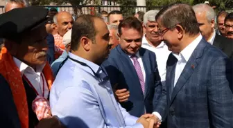 Eski Başbakan Davutoğlu'ndan Kerkük Mesajı