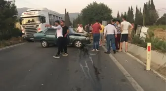 İzmir'de Feci Kaza: 4 Yaralı