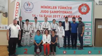 Kağıtsporlu Minik Judocular Bu Yıl da Zirvede