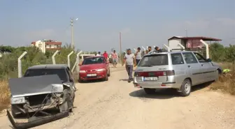 Manavgat'ta Trafik Kazası: 3 Yaralı