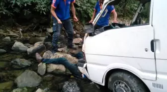 Trabzon'da Trafik Kazası: 1 Ölü, 3 Yaralı