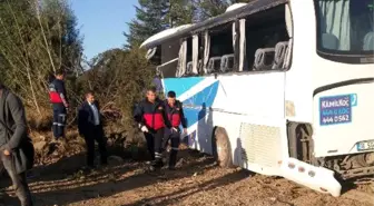 Bucak'ta Yolcu Otobüsü Kazası: 2 Yaralı