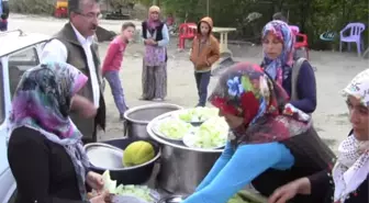 Orman Köylülerinden Şükür Yemeği