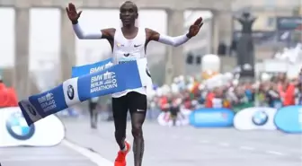 Berlin'in Kralı Kipchoge