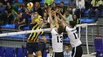 Fenerbahçe, Efeler Ligi'ne Derbi Galibiyetiyle Başladı
