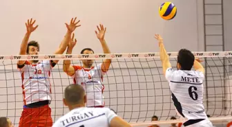 Voleybol: Efeler Ligi