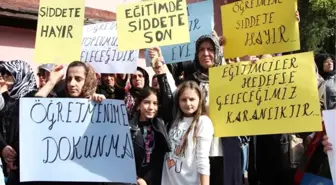 Öğretmene Bıçakla Saldıran Kadın Velinin Serbest Bırakılması Protesto Edildi