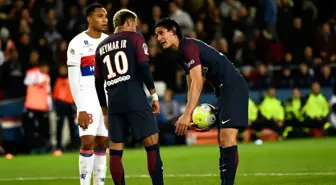 PSG, Penaltı Atışlarını Neymar'a Bırakması İçin Cavani'ye 1 Milyon Euro Teklif Etti