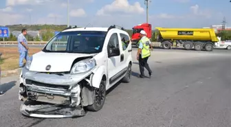 Bilecik'te Meydana Gelen Trafik Kazasında 1 Kişi Yaralandı