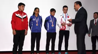 İncesu'da Başarılı Sporcular Ödüllendirildi