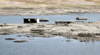 Sular Çekildi, Köy Ortaya Çıktı