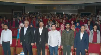 AK Parti Erzurum İl Başkanı Öz. Liselilerle Tanışma Toplantısında Konuştu