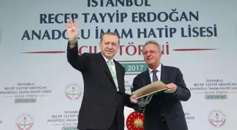 Erdoğan, 'Küstüm' Dediği İş Adamıyla Yıllar Sonra İmam Hatip Açılışında Bir Araya Geldi