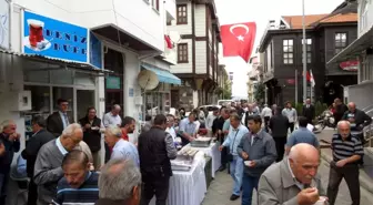 Mudanya'da Aşure İkramı