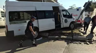 Samsun'da Trafik Kazası: 13 Yaralı