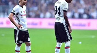 Süper Lig: Beşiktaş: 1 - Trabzonspor: 1 (İlk Yarı)