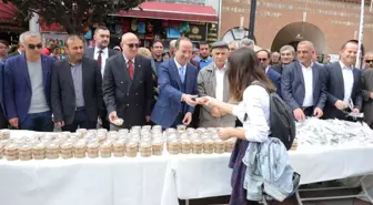 Edirne Belediyesi'nden Aşure İkramı