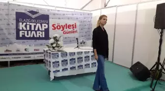 Pelin Çift'e Yoğun İlgi