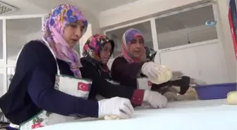 Tokat'ta Yöresel Ürünlere Kadın Eli Değdi