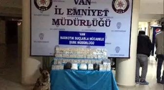 Van'da 52 Kilo Eroin, 5 Kilo Metamfetamin Ele Geçirildi