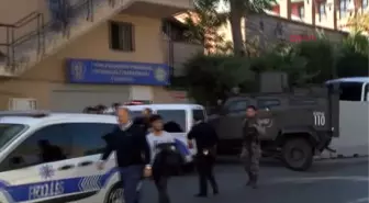 Beyazıt Polis Merkezi Yakınında Hareketli Dakikalar