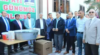 Osmaneli Belediyesi 3 Bir Kişiye Aşure Dağıttı