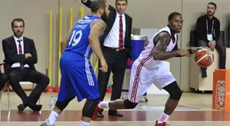 Eskişehir Basket-İstanbul Bbsk: 80-76