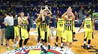 Fenerbahçe Galibiyetle Başladı