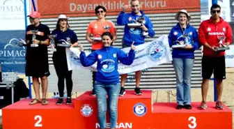 Yüzücüler, Maratonda Dayanıklılık Gösterdi (2)