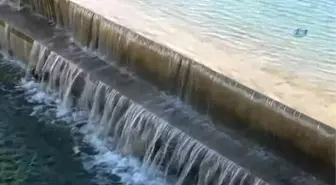 Beyşehir Gölü Kıyılarında Sular Çekiliyor