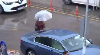 Erzurum'un Yüksek Kesimlerine Mevsimin Üçüncü Karı Yağdı