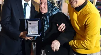 Her Köşesinde Hüzün Var