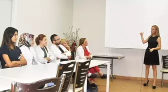 İletişimde Sihirli Formül: 'Gülümseme'