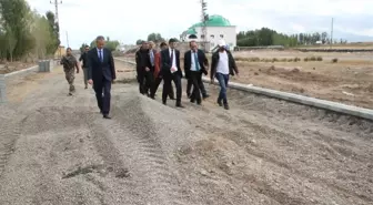 Malazgirt Belediyesinden Yol Yapım Çalışması