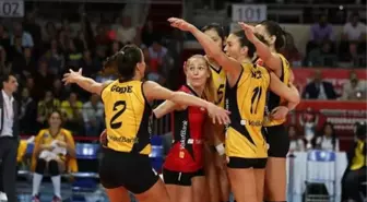 Vakıfbank Sezonu Kupayla Açtı