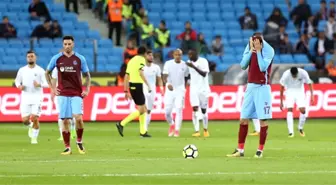 6-1'lik Maçta, Trabzonsporlu Taraftarlar Tek Futbolcuyu Alkışladı