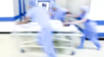 Hindistan'da Bina Çöktü: 5 Ölü